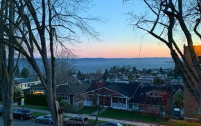 Bay View, Best Area, No Stairs, WD, 2 Baths, 2 Bedrooms, Balcony, View, 925sf